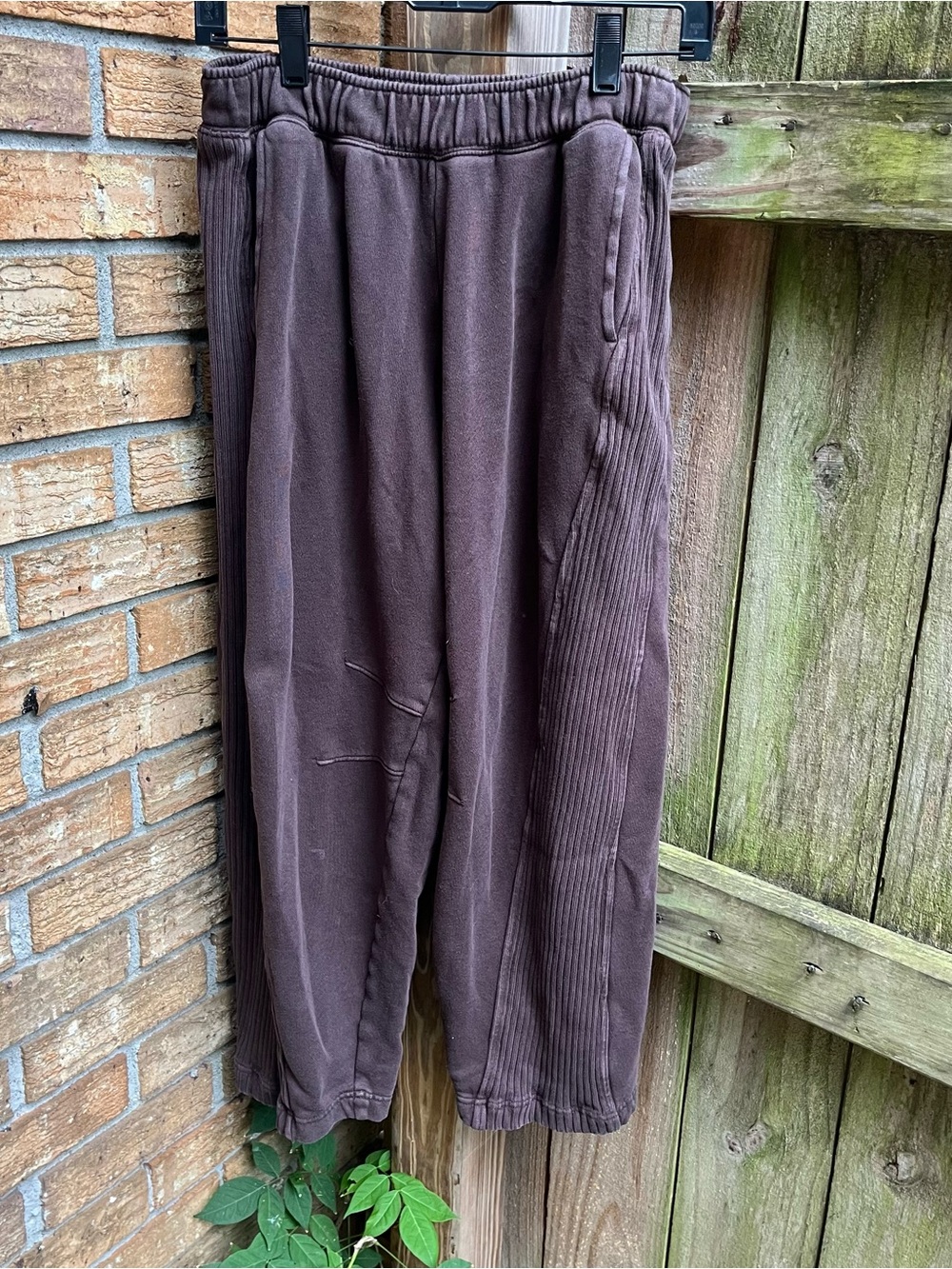 Aerie Barrel Leg Ribbed Detail Pants - Chocolate Brown